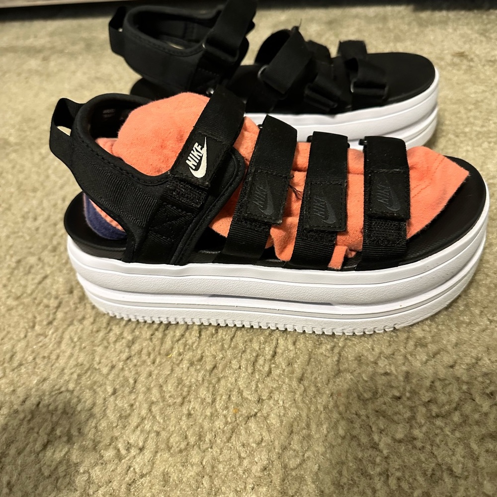 Nike Icon Women's Black Platform Sandals| Baddie | Sporty - Picture 5 of 11
